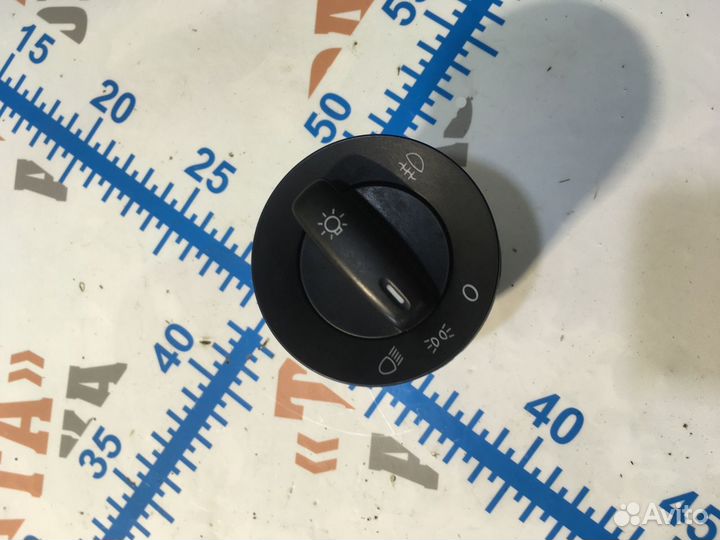 Фольксваген Гольф Переключатель света фар