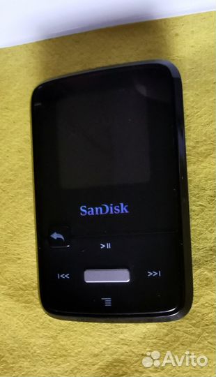 Культовый плеер SanDisk Sansa Clip Zip (like new)