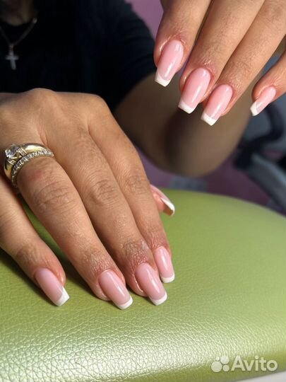 Маникюр педикюр