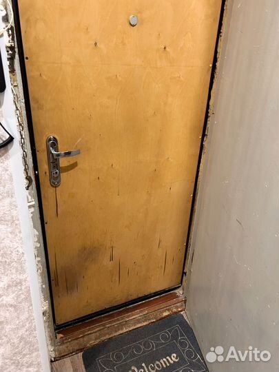 Входные металлические двери бу
