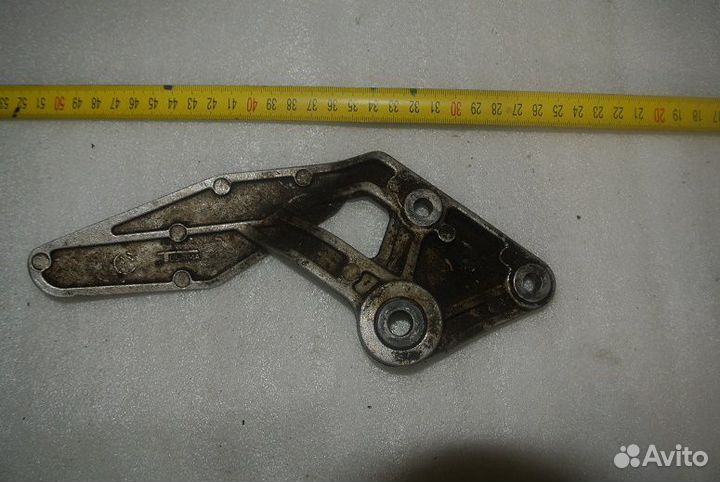 Кронштейн подножки yamaha fzr1000 №102-103