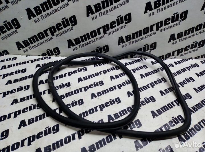 Уплотнение двери заднее Volkswagen Touareg 7LA BMV