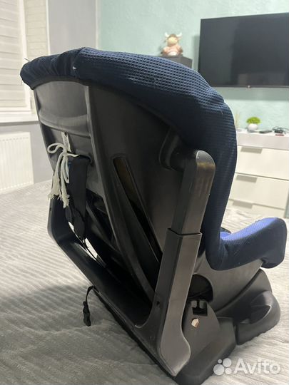 Автомобильное детское кресло