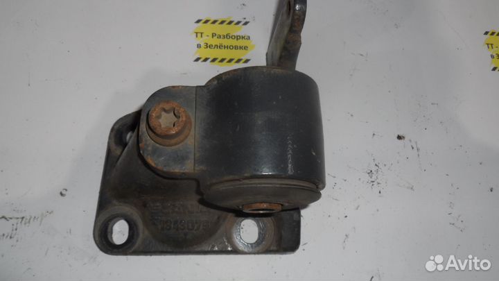 Кронштейн кабины левый scania 116098