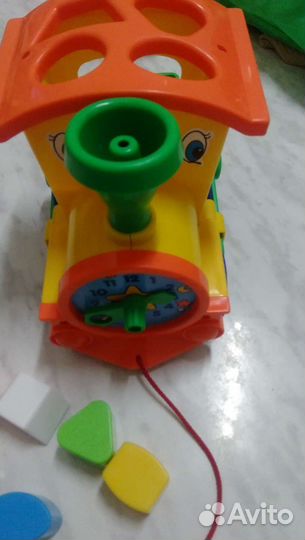 Паровоз игрушечный