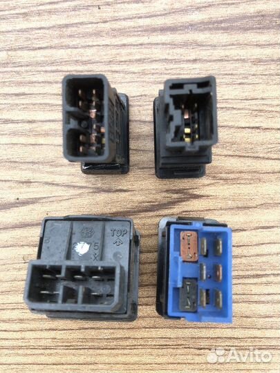 Кнопки торпедо Mitsubishi Pajero