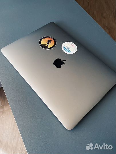 Macbook Pro 13 модель 2017/куплен в 2019