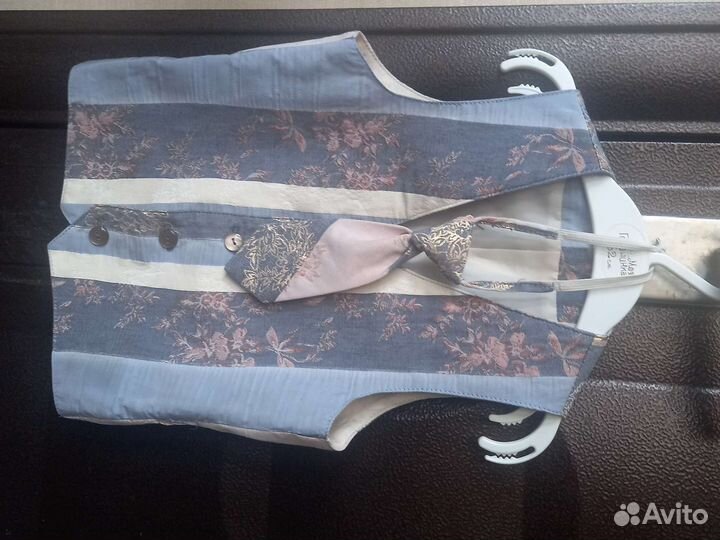 Жилет галстук бабочка