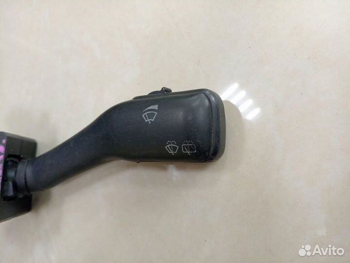 Подрулевой переключатель дворников Volkswagen