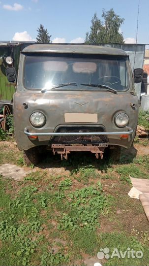 УАЗ 452 Буханка 2.4 МТ, 1985, битый, 50 000 км