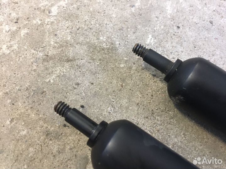 Амортизатор багажника Volkswagen T4 (5400)