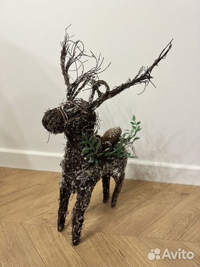 Новогодний олень