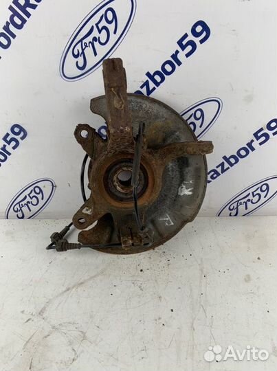 Кулак поворотный передний правый Suzuki Sx4 YA21S