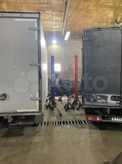 Гараж, > 30 м²