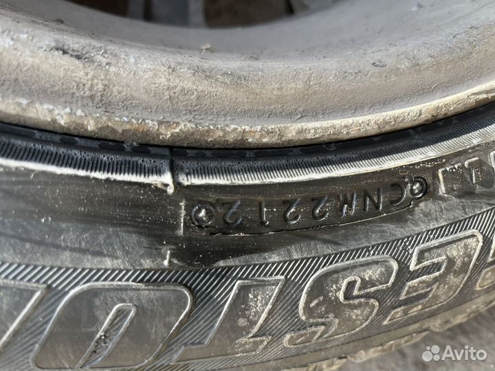 Bridgestone Ice Cruiser 7000 215/55 R17