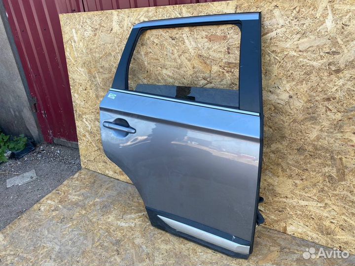 Задняя дверь Митсубиси аутлендер 3 2018