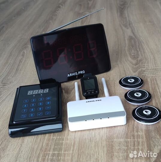 Комплект системы вызова: кнопка вызова официанта