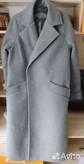 Пальто женское новое 44