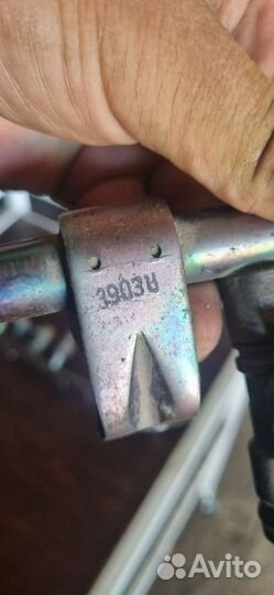 Топливная рампа с фарсунками на subaru tribeca z30