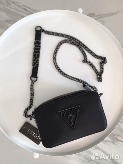 Кроссбоди Guess