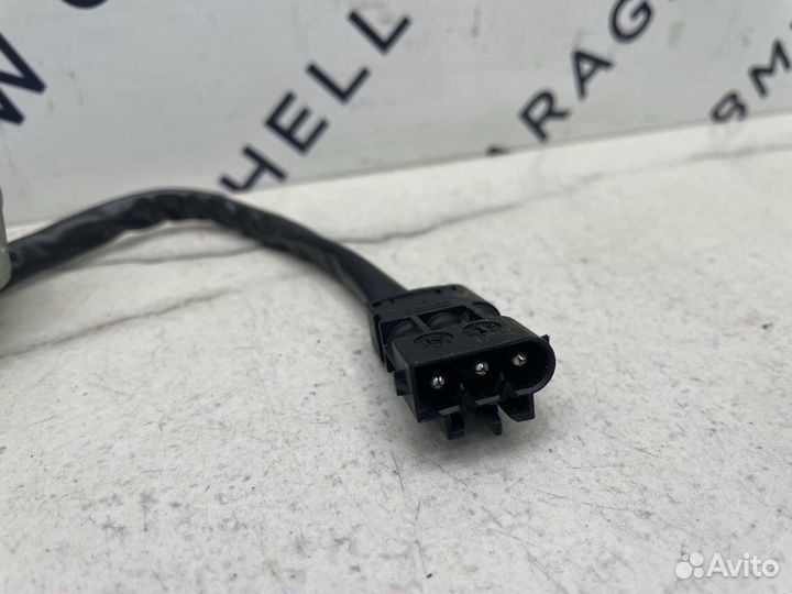 Доводчик багажника Bmw E65 E66