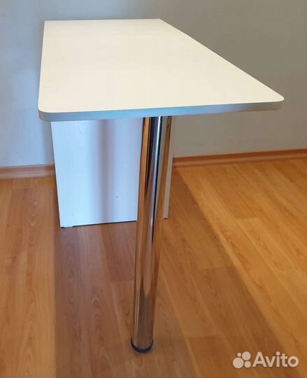 Маникюрный стол складной бу