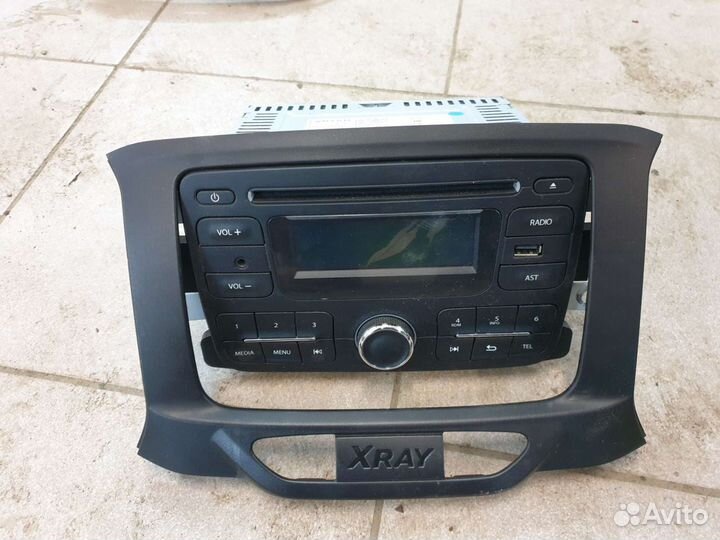 Штатная магнитола Лада Веста Икс рей X ray