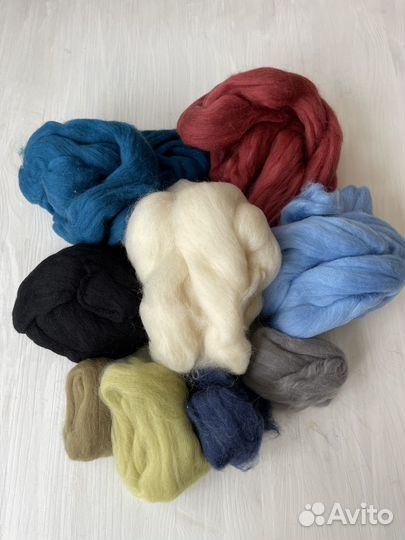 Шерсть и губка для валяния