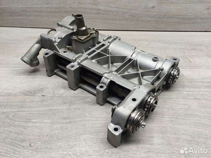 Балансировочный вал масляный насос Mercedes M271