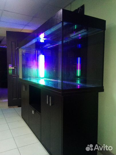 Аквариум 750, биофильтр, свет, фон, подставка