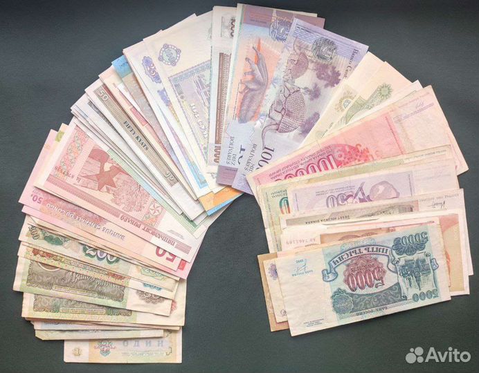 92 штуки банкноты набор