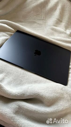 Apple macbook air 15 m3 16gb 512gb