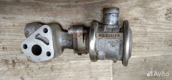 Клапан рециркуляции выхлопных газов Audi A4