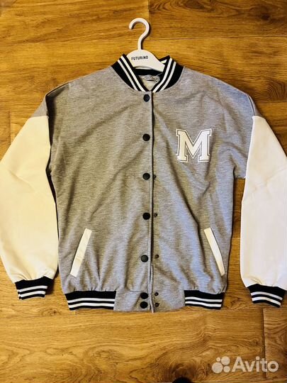 Спортивный костюм женский