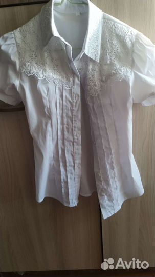 Блузки белые для девочки в школу