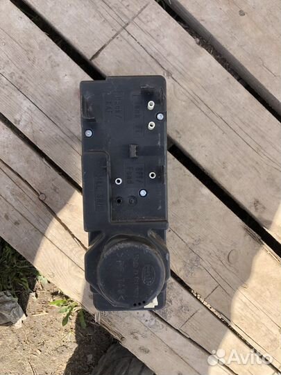 Компрессор центрального замка mercedes w208