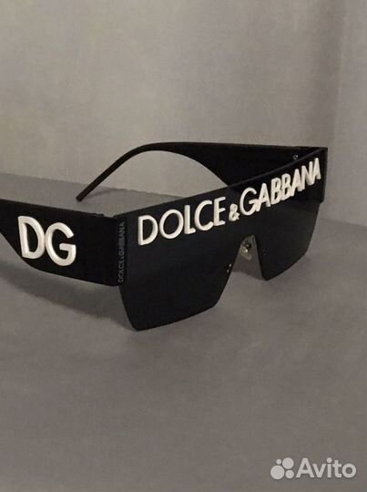 Солнцезащитные очки