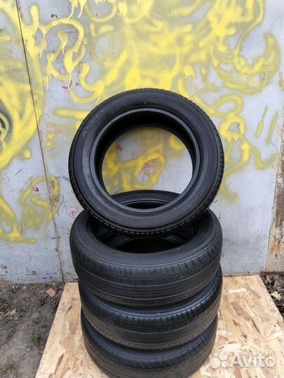 Yokohama A349 215/60 R17