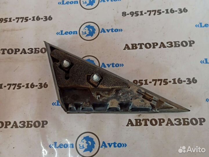 Накладка крыла левая Peugeot 3008