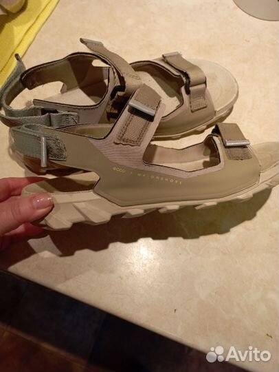 Сандалии женские ecco