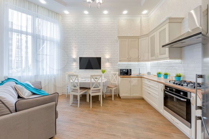 1-к. квартира, 52 м², 1/6 эт.