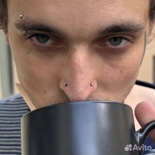 Любой пирсинг с украшением