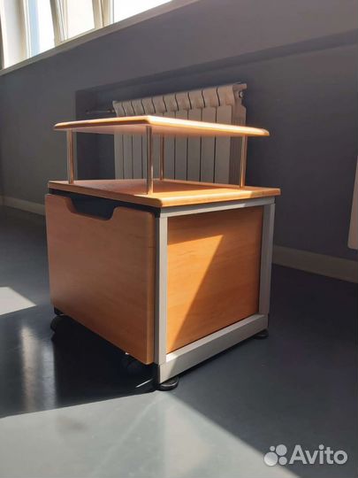 Тумбочка столик прикроватная офисная