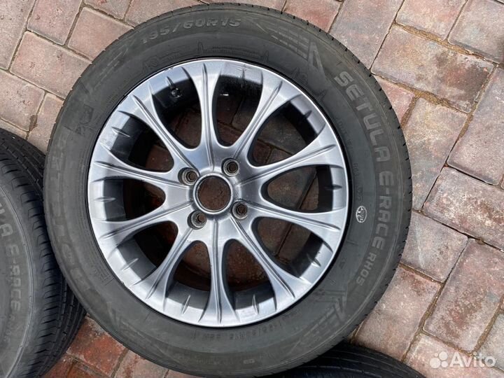 Rotalla Setula E-Race RH05 195/60 R15