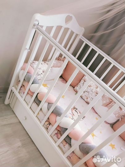 Детская кроватка