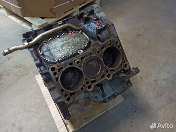 Двигатель мотор блок Audi A6 100 80 90 ABC 2.6