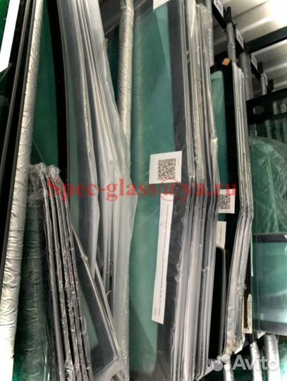 Стекло кабины Takeuchi TL 126