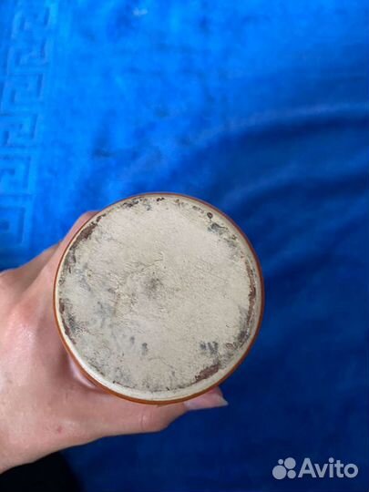 Глиняная бутылка