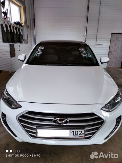 Лобовое стекло на Mazda 6 (2002-2008)