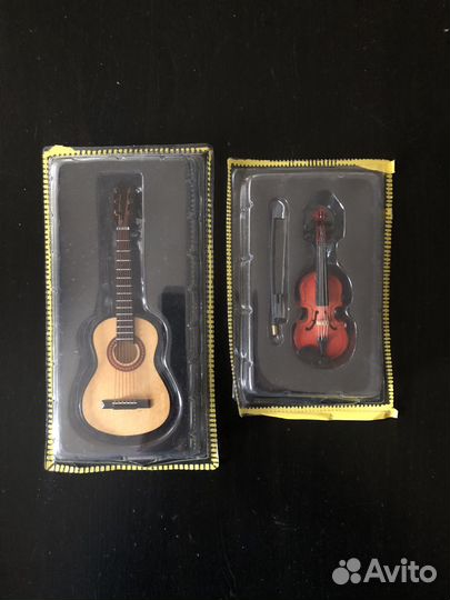 Сувениры из дерева гитара и скрипка